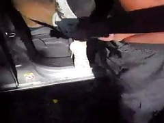 Free-FreePorn.com presents: Outdoor - schwanz mit high heels auf parkplatz abgemolken