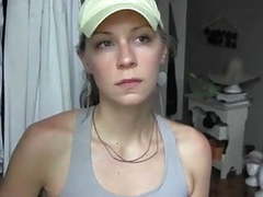 Free-FreePorn.com presents: Maria sharapova sexy grunting and interview