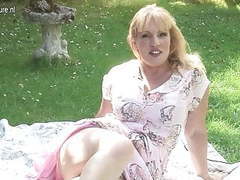 Free-FreePorn.com presents: Hot blonde british mother going naughty at the park