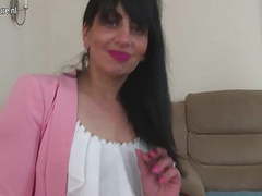 Free-FreePorn.com presents: Arab mature mom from the uk with hungry vagina