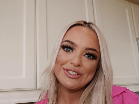 Free-FreePorn.com presents: Blonde alexis kay with big boobs wearing lingerie gets fucked