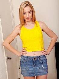 Free-FreePorn.com presents: Perky breasted Zoey Parker fingering her tight pussy
