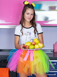 Free-FreePorn.com presents: Mind blowing and breathtaking brunette beauty playing with fruits after she gets fully naked for the camera.